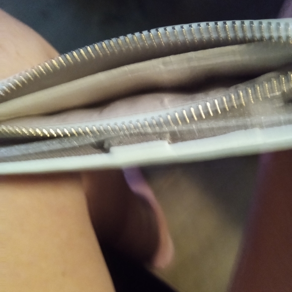 NWT KATE SPADE CITY SKYLINE WALLET - Picture 4 of 5